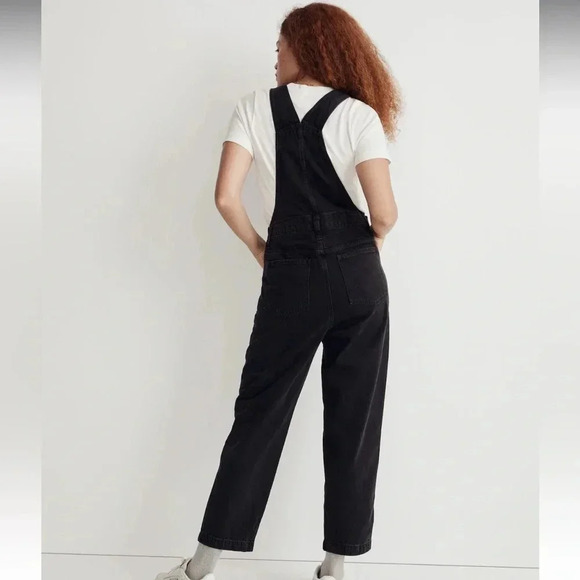 Madewell Straight-Leg Overalls in Lunar Wash Black Denim Sz M - Picture 2 of 8